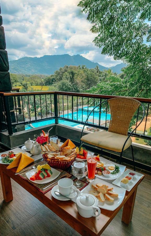 Sigiriya Kingdom Gate Dambulla Hotel Exterior photo